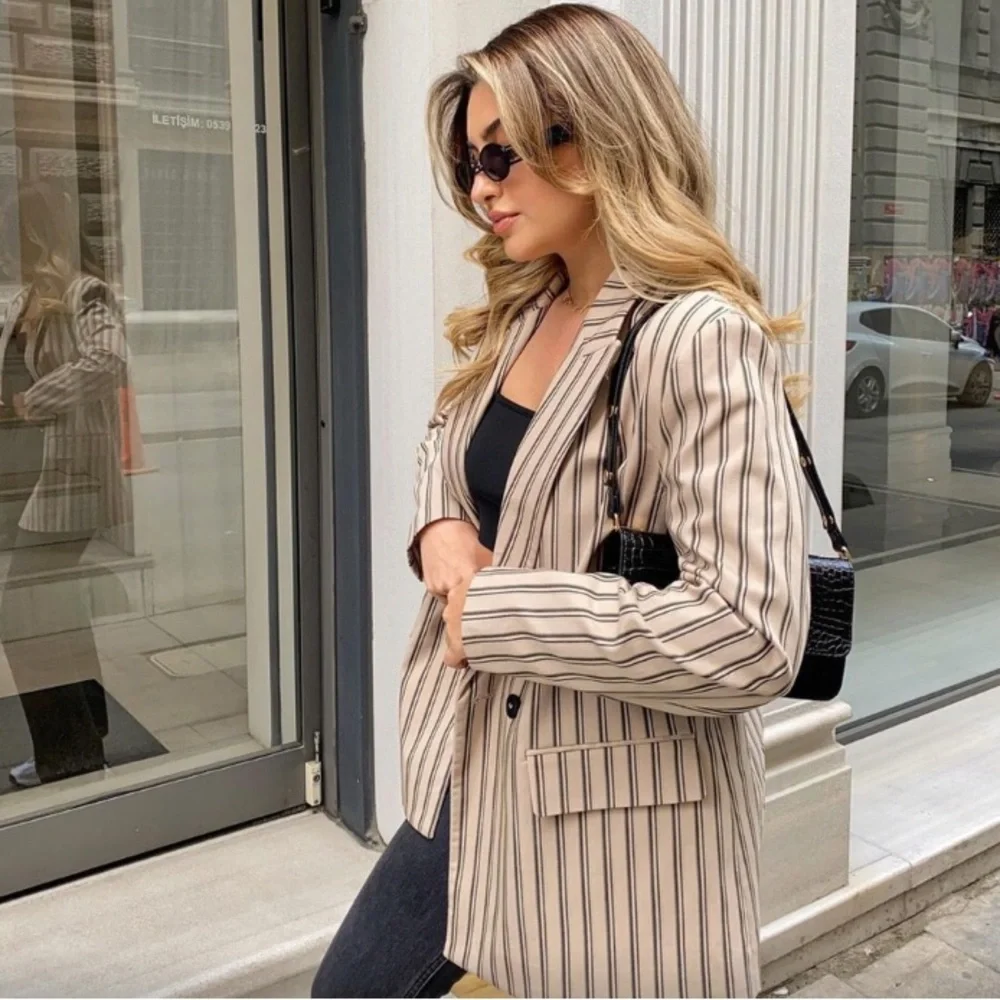 ZARA • NWT Oversized Striped Beige Blazer - Picture 9 of 11